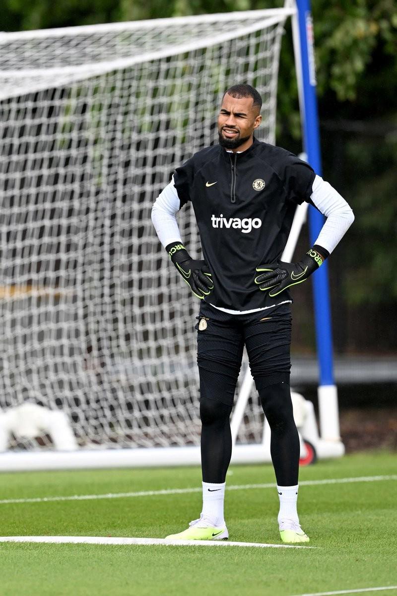 开云体育官网-被安排替补，切尔西跟队：罗伯特-桑切斯没有受伤