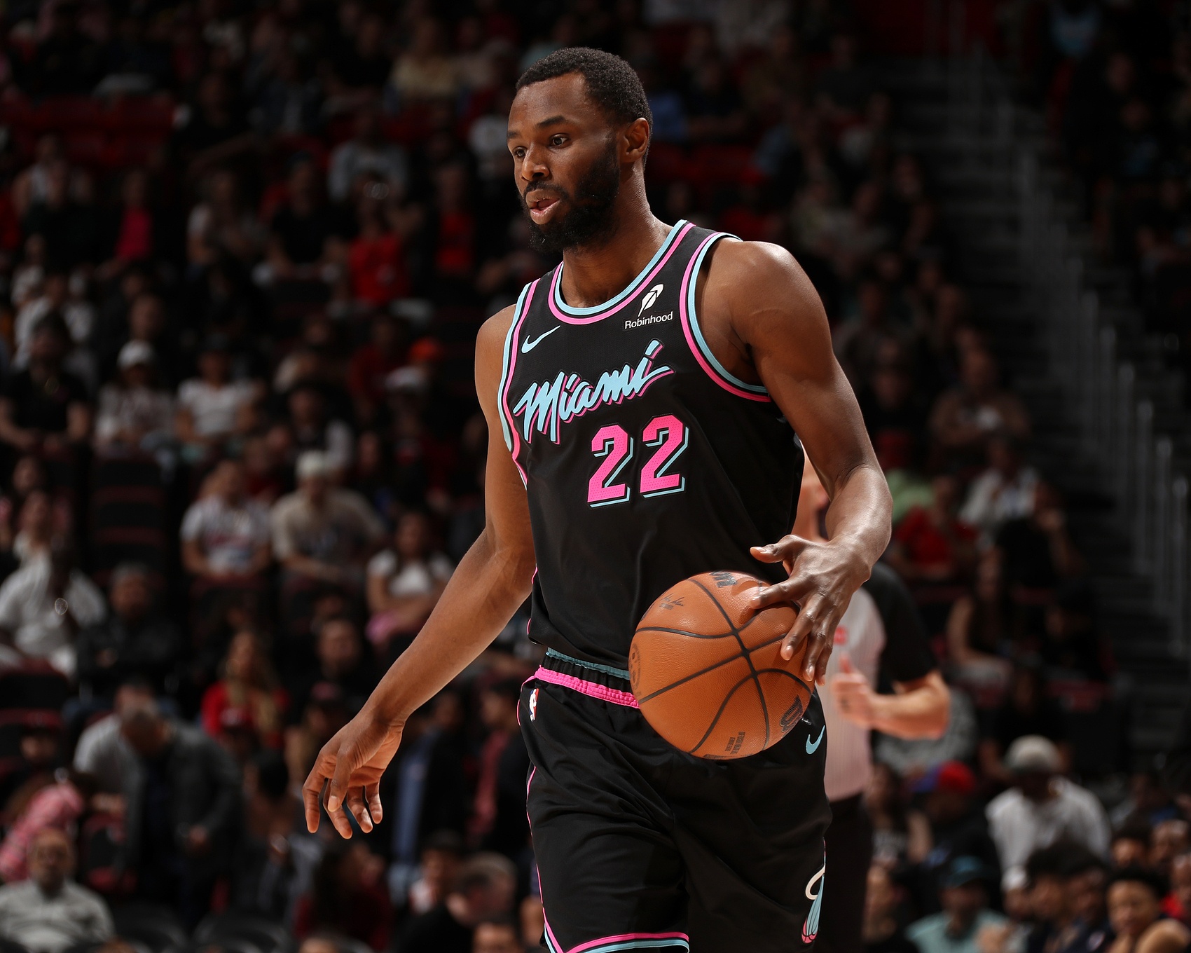 SPORTS-热火迎战绿军 维金斯&amp;哈克斯&amp;约维奇可以出战 鲍威尔缺阵